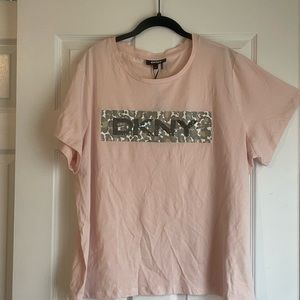 NWT DKNY T-shirt Soft Pink